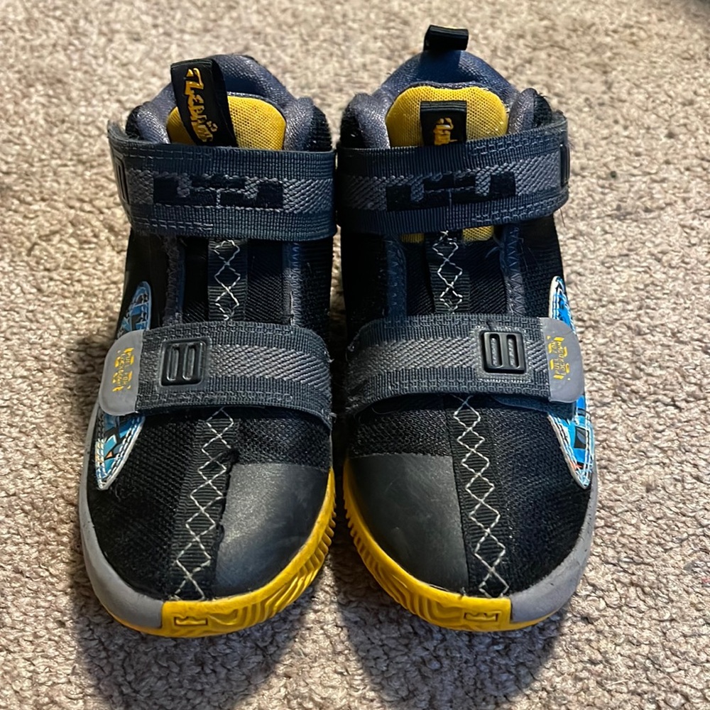 Nike Youth LeBron